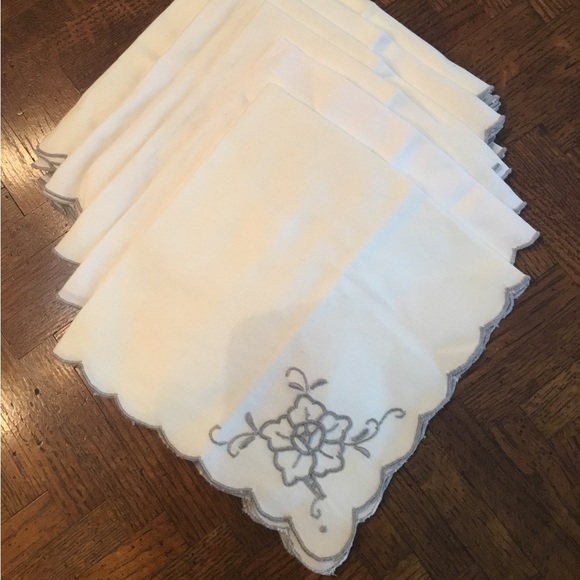 Vintage Other - Gray Embroidered Cream Dinner Napkins